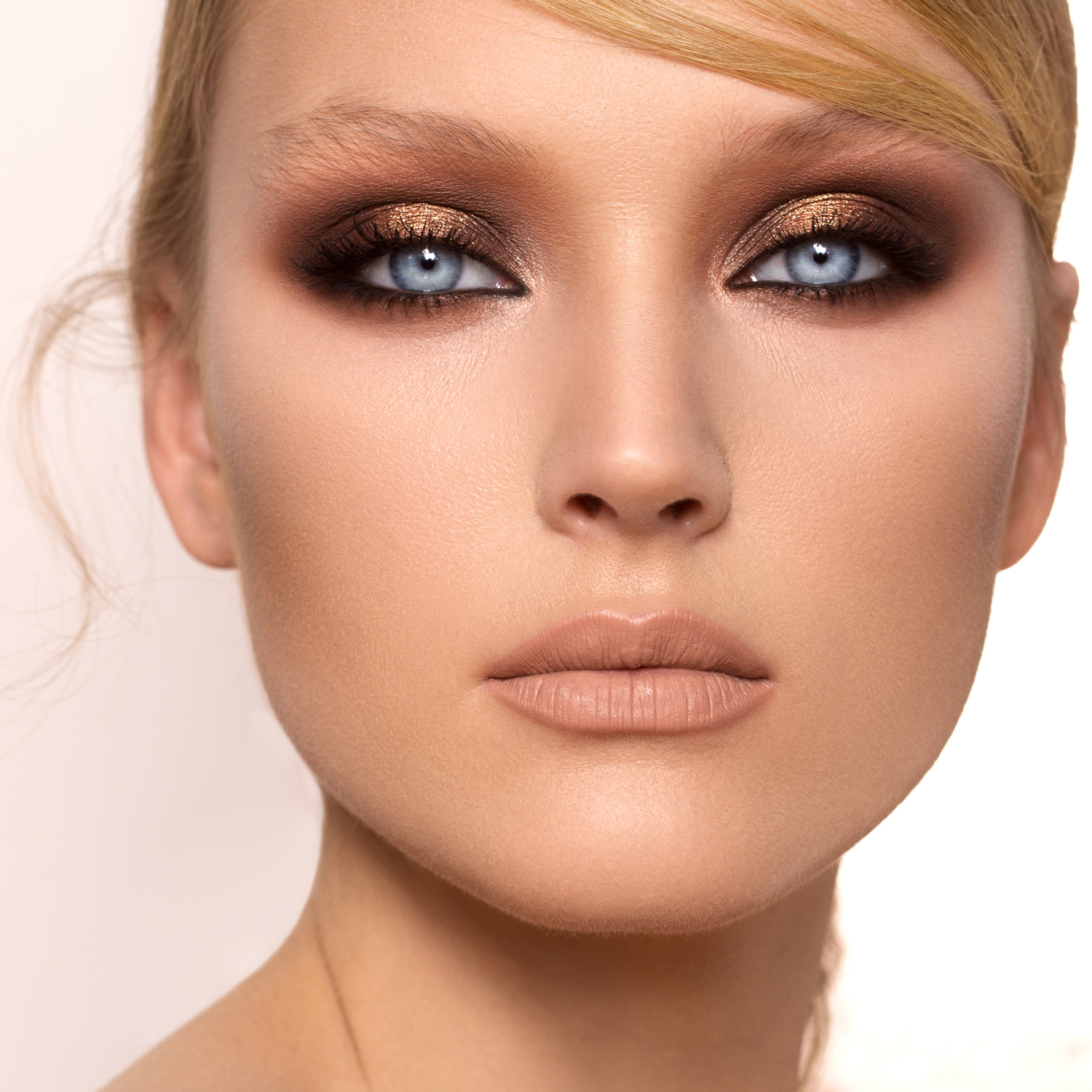 MINI NUDE EYESHADOW PALETTE  (MINI PALETA DE SOMBRAS)